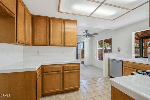 38350 San Mateo Avenue, Palmdale, CA 93551