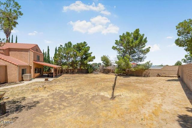38350 San Mateo Avenue, Palmdale, CA 93551