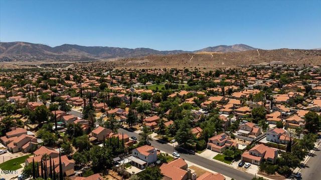 38350 San Mateo Avenue, Palmdale, CA 93551