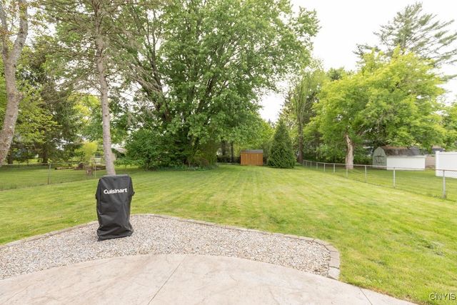 200 Forest Drive, Cicero, NY 13212