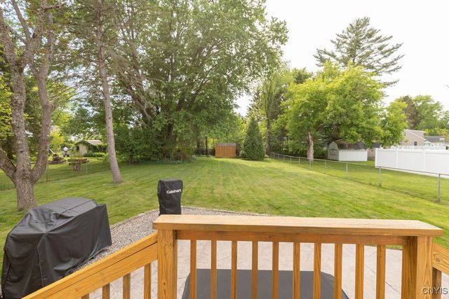 200 Forest Drive, Cicero, NY 13212