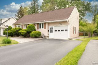 200 Forest Drive, Cicero, NY 13212