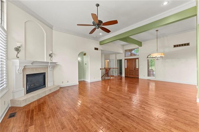 11708 DELAVAN Avenue, Kansas City, KS 66109