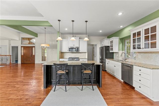 11708 DELAVAN Avenue, Kansas City, KS 66109