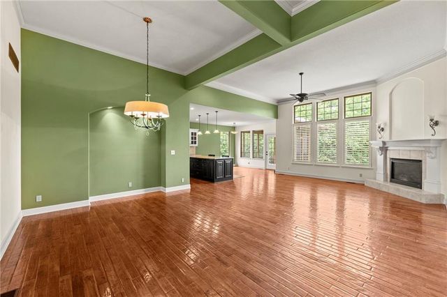 11708 DELAVAN Avenue, Kansas City, KS 66109