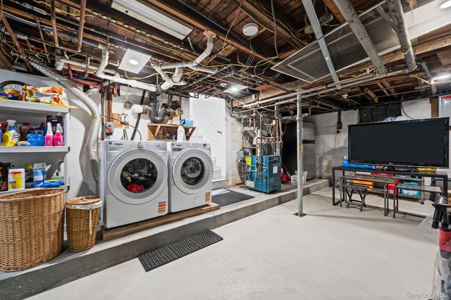 122 McKinley Street, Brentwood, NY 11717