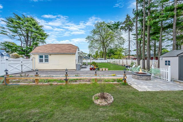 122 McKinley Street, Brentwood, NY 11717