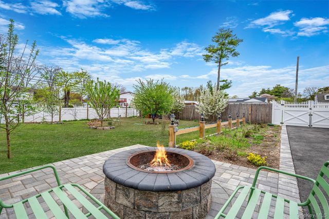 122 McKinley Street, Brentwood, NY 11717