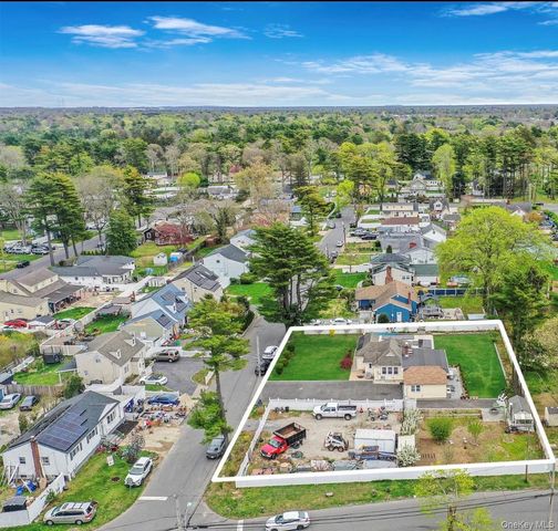 122 McKinley Street, Brentwood, NY 11717