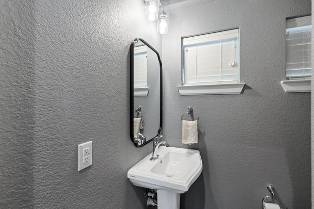 1163 Manacor Lane, Dallas, TX 75212