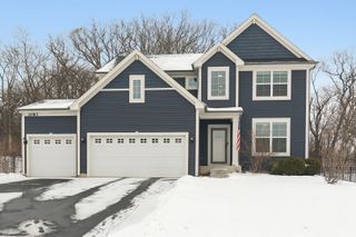 1083 Williamsbury Drive, Crystal Lake, IL 60012