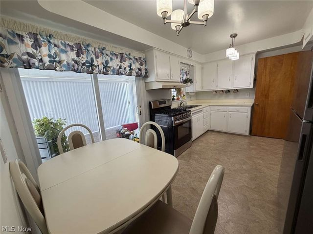 3846 E 365th Street, Willoughby, OH 44094