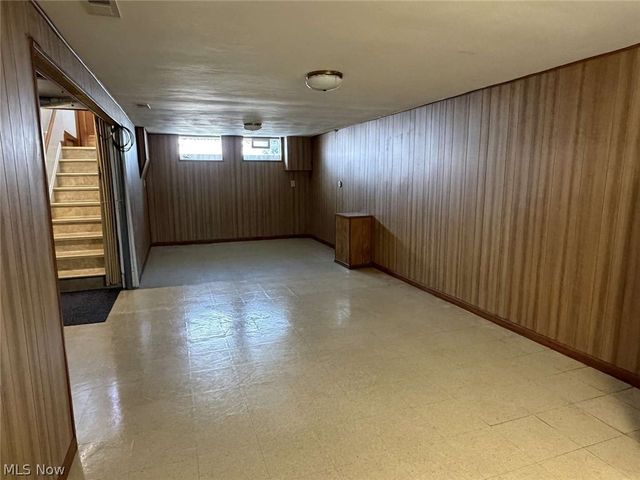 3846 E 365th Street, Willoughby, OH 44094