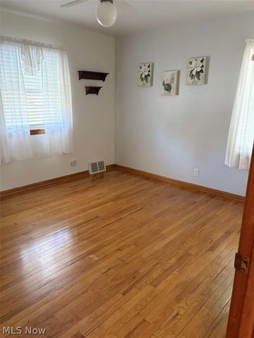3846 E 365th Street, Willoughby, OH 44094