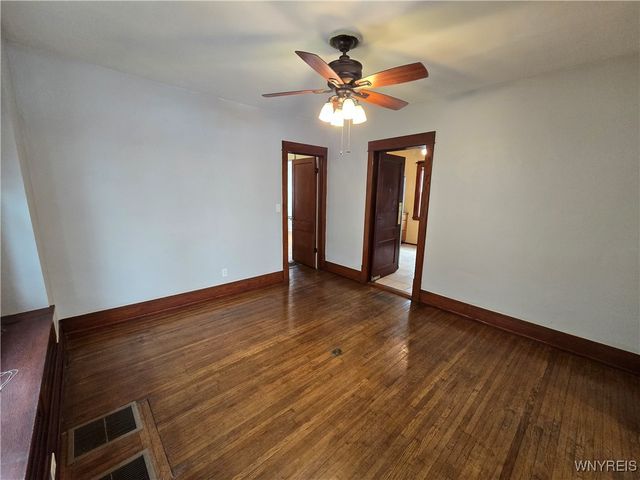 137 Commonwealth Avenue, Buffalo, NY 14216