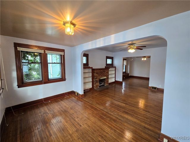 137 Commonwealth Avenue, Buffalo, NY 14216