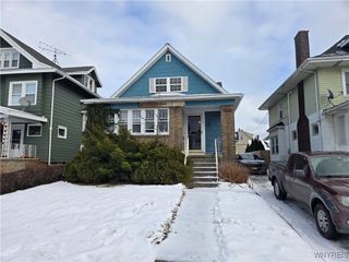 137 Commonwealth Avenue, Buffalo, NY 14216