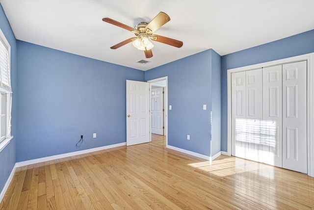 5 Stanley Ter, Saugus, MA 01906