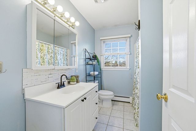 5 Stanley Ter, Saugus, MA 01906