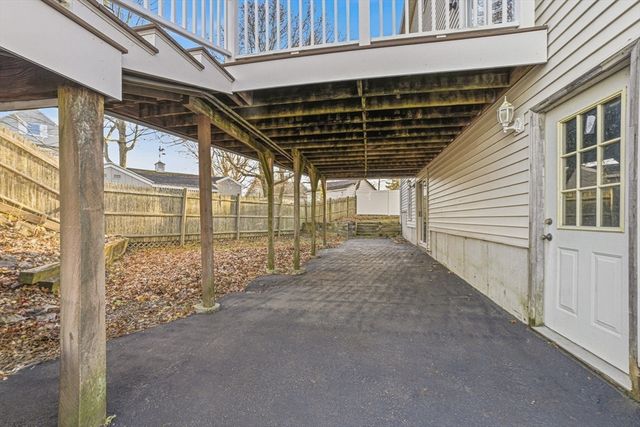 5 Stanley Ter, Saugus, MA 01906