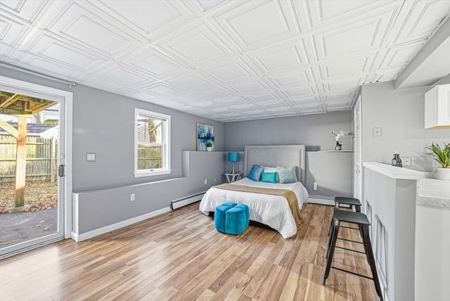 5 Stanley Ter, Saugus, MA 01906