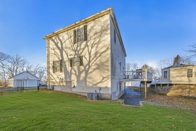 5 Stanley Ter, Saugus, MA 01906