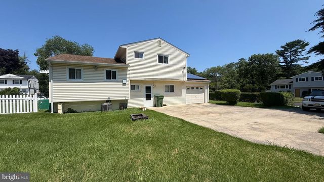 103 IRIS DRIVE, Neptune, NJ 07753