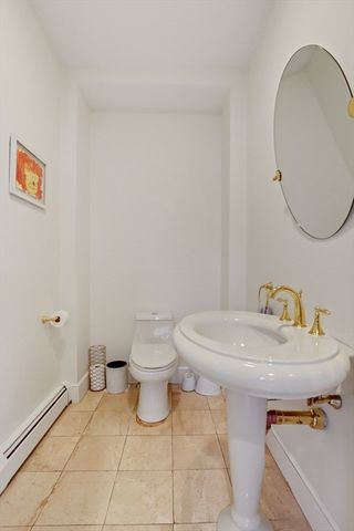 13 Essex St 2, Lynn, MA 01902