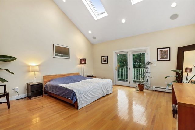 13 Essex St 2, Lynn, MA 01902
