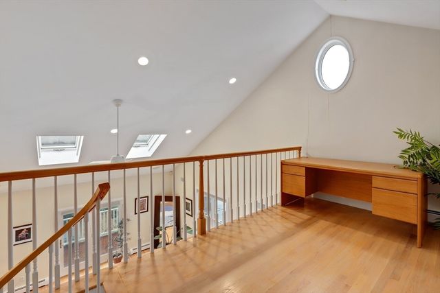13 Essex St 2, Lynn, MA 01902