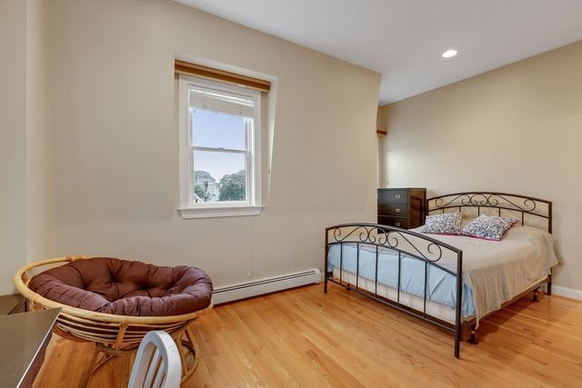 13 Essex St 2, Lynn, MA 01902