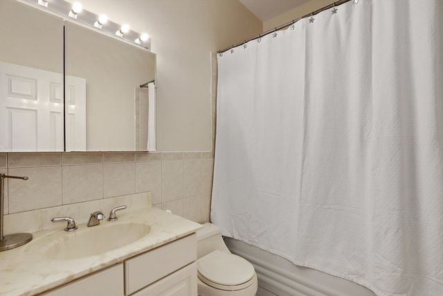 13 Essex St 2, Lynn, MA 01902