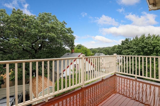 13 Essex St 2, Lynn, MA 01902