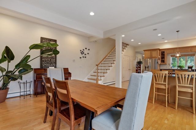 13 Essex St 2, Lynn, MA 01902