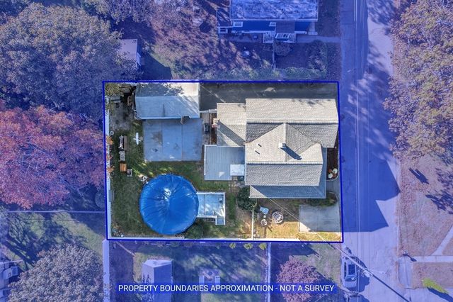 36 England Ave, Fitchburg, MA 01420