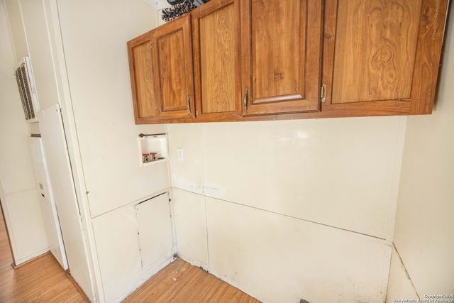 808 Uvalde St, Pleasanton, TX 78064