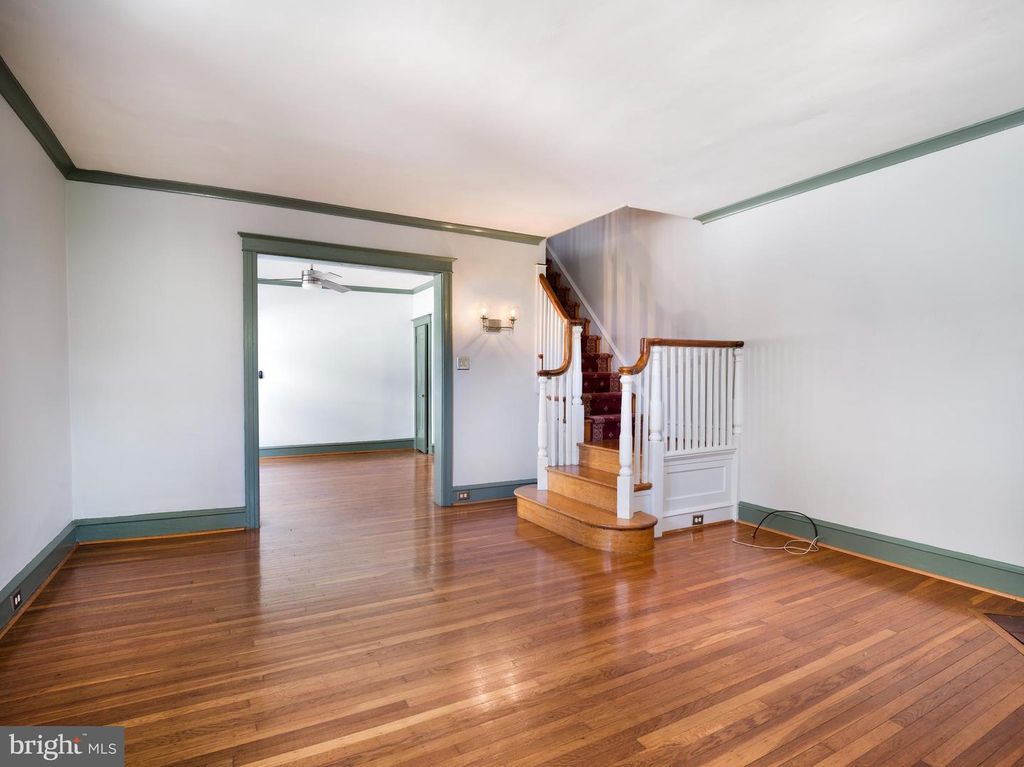 620 GEORGES LN, Ardmore, PA 19003