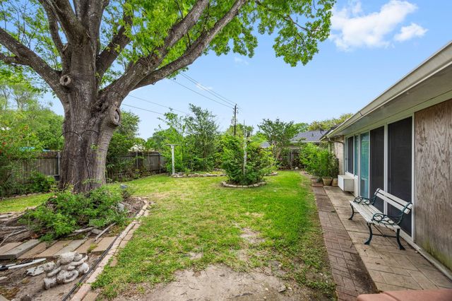 10906 Chevy Chase Drive, Houston, TX 77042