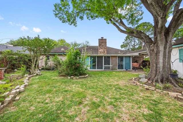 10906 Chevy Chase Drive, Houston, TX 77042