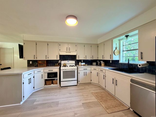 318 Blair Rd, Greenbrier, AR 72058