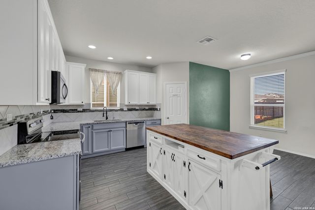453 Nova Zembla, New Braunfels, TX 78130