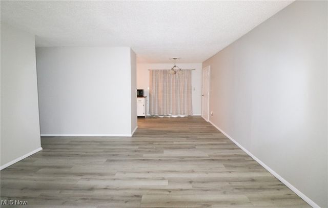 6158 Mark Road, Bedford Heights, OH 44146