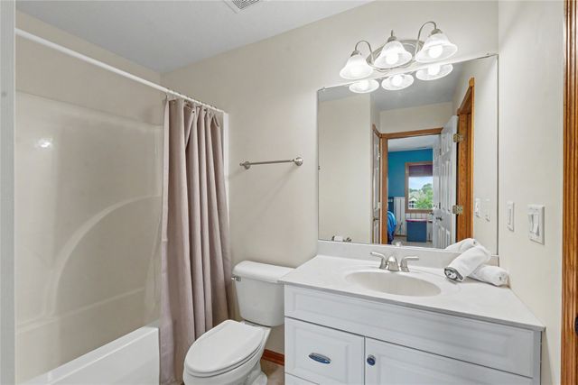 19600 W Avenue, Dallas Center, IA 50063