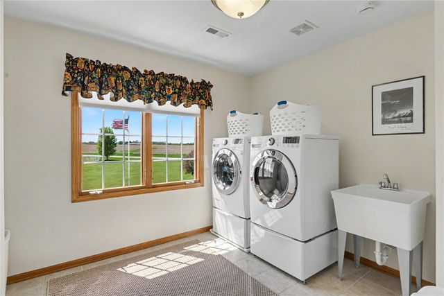 19600 W Avenue, Dallas Center, IA 50063