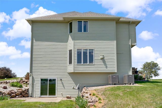 19600 W Avenue, Dallas Center, IA 50063