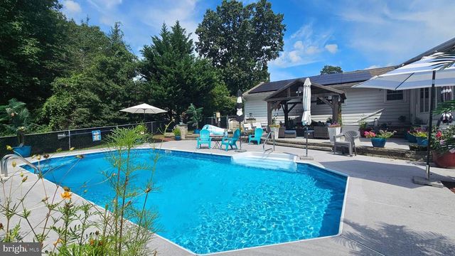 3 SEVILLE DR, Bridgeton, NJ 08302