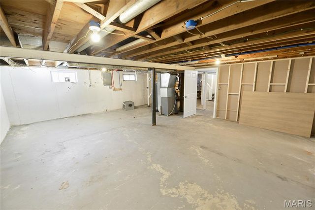 9950 Cambria Drive, Moline Acres, MO 63136