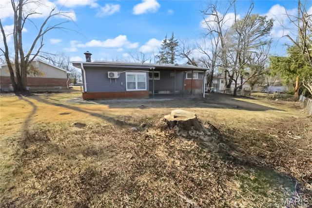 9950 Cambria Drive, Moline Acres, MO 63136