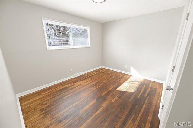 9950 Cambria Drive, Moline Acres, MO 63136