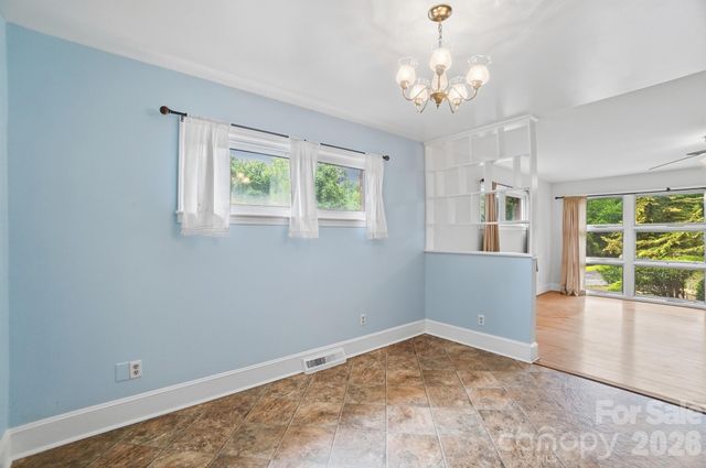 6239 Netherwood Drive, Charlotte, NC 28210